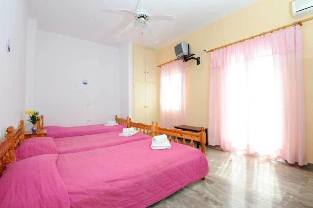 Villa Kavallaris & Apartments Мессария Экстерьер фото
